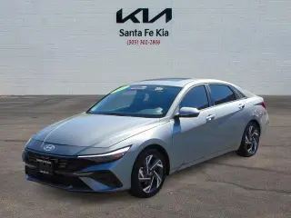 Hyundai ELANTRA Hybrid 2025 Limited 4dr Sedan