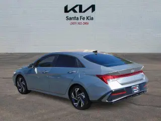 Hyundai ELANTRA Hybrid 2025 Limited 4dr Sedan