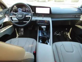 Hyundai ELANTRA Hybrid 2025 Limited 4dr Sedan