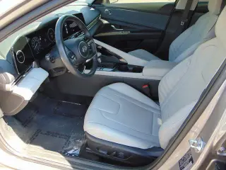 Hyundai ELANTRA Hybrid 2025 Limited 4dr Sedan