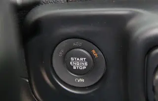 Jeep Wrangler Unlimited 2018 4x4 Sahara 4dr SUV (midyear release)