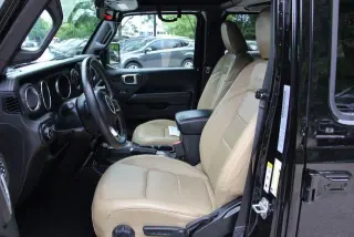 Jeep Wrangler Unlimited 2018 4x4 Sahara 4dr SUV (midyear release)