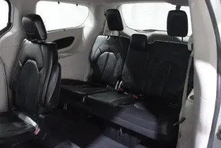 Chrysler Pacifica 2018 Touring L 4dr Mini-Van