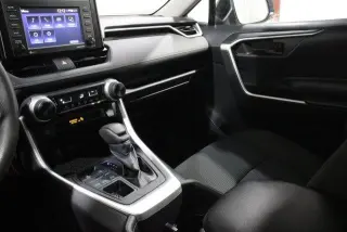Toyota RAV4 2022 AWD LE 4dr SUV