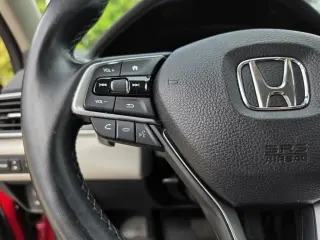 Honda Accord 2018 Touring 4dr Sedan (1.5T I4)