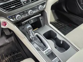 Honda Accord 2018 Touring 4dr Sedan (1.5T I4)