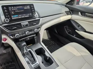 Honda Accord 2018 Touring 4dr Sedan (1.5T I4)