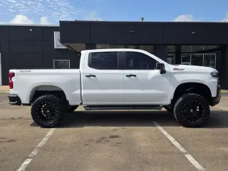 Chevrolet Silverado 1500 2019 4x4 LT Trail Boss 4dr Crew Cab 5.8 ft. SB