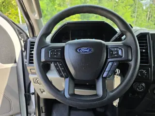 Ford F-150 2020 4x4 XL 4dr SuperCrew 6.5 ft. SB