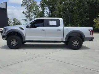Ford F-150 2019 4x4 Raptor 4dr SuperCrew 5.5 ft. SB