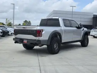 Ford F-150 2019 4x4 Raptor 4dr SuperCrew 5.5 ft. SB