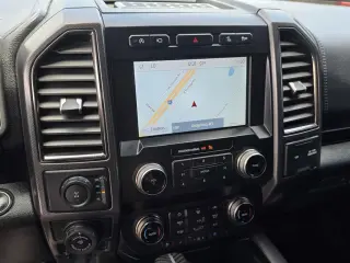 Ford F-150 2019 4x4 Raptor 4dr SuperCrew 5.5 ft. SB