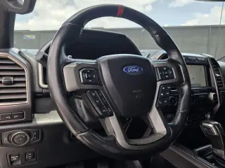 Ford F-150 2019 4x4 Raptor 4dr SuperCrew 5.5 ft. SB