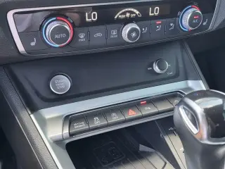 Audi Q3 2019 AWD quattro S line Premium Plus 45 TFSI 4dr SUV