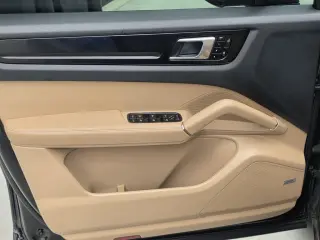 Porsche Cayenne 2020 AWD 4dr SUV