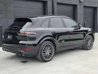 Porsche Cayenne 2020 AWD 4dr SUV