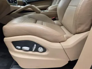 Porsche Cayenne 2020 AWD 4dr SUV