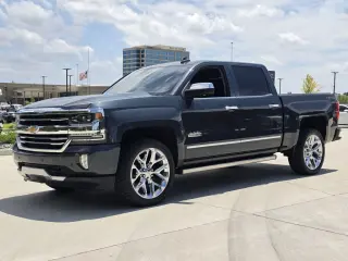Chevrolet Silverado 1500 2018 4x4 High Country 4dr Crew Cab 5.8 ft. SB