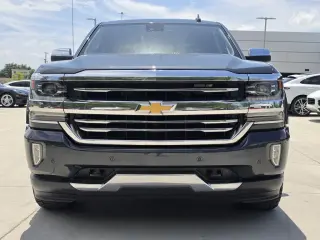 Chevrolet Silverado 1500 2018 4x4 High Country 4dr Crew Cab 5.8 ft. SB