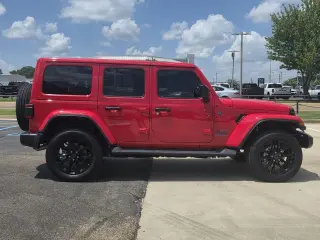 Jeep Wrangler 2025 4x4 Sahara 4xe 4dr SUV