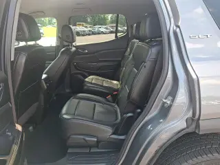 GMC Acadia 2021 4x4 SLT 4dr SUV