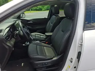 Buick Encore GX 2023 AWD Essence 4dr Crossover