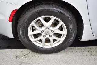 Chrysler Pacifica 2023 Touring L 4dr Mini-Van