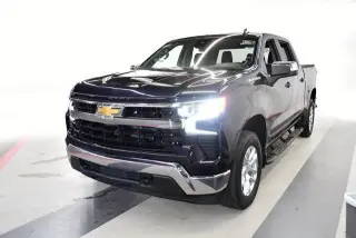 Chevrolet Silverado 1500 2023 4x4 LT 4dr Crew Cab 5.8 ft. SB w/2FL