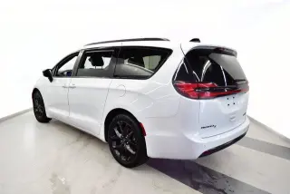 Chrysler Pacifica 2025 Limited 4dr Mini-Van