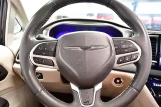 Chrysler Pacifica 2023 Touring L 4dr Mini-Van