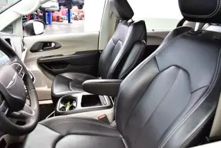 Chrysler Pacifica 2023 Touring L 4dr Mini-Van