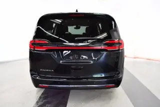 Chrysler Pacifica 2023 Touring L 4dr Mini-Van