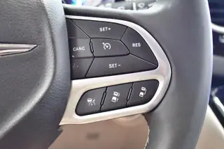 Chrysler Pacifica 2024 Touring L 4dr Mini-Van