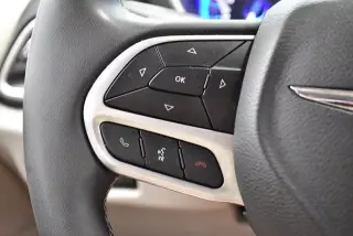 Chrysler Pacifica 2024 Touring L 4dr Mini-Van