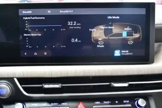 Hyundai SONATA Hybrid 2025 SEL 4dr Sedan