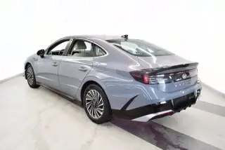 Hyundai SONATA Hybrid 2025 SEL 4dr Sedan