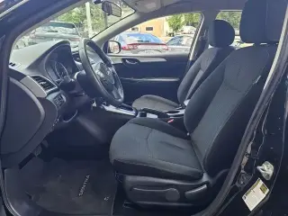 Nissan Sentra 2018 S 4dr Sedan 6M