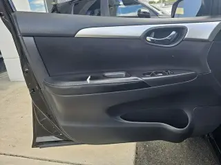 Nissan Sentra 2018 S 4dr Sedan 6M