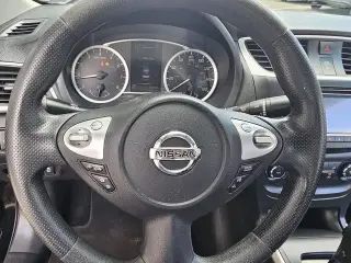 Nissan Sentra 2018 S 4dr Sedan 6M
