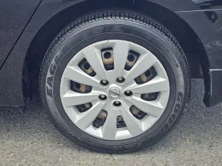 Nissan Sentra 2018 S 4dr Sedan 6M