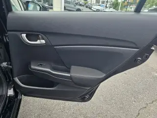 Honda Civic 2014 LX 4dr Sedan CVT