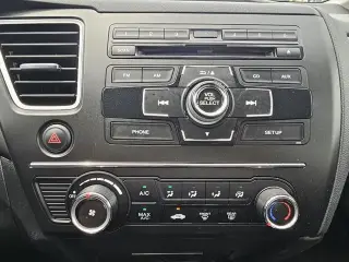 Honda Civic 2014 LX 4dr Sedan CVT