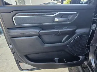 Ram 1500 2021 4x4 Big Horn 4dr Crew Cab 5.6 ft. SB Pickup