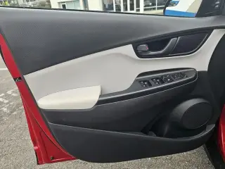 Hyundai KONA 2022 AWD SE 4dr Crossover