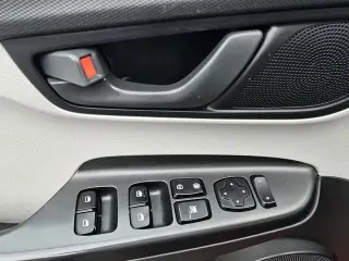 Hyundai KONA 2022 AWD SE 4dr Crossover