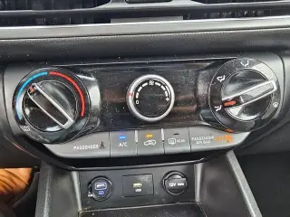 Hyundai KONA 2022 AWD SE 4dr Crossover