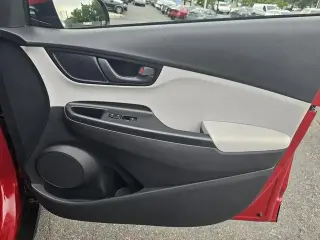 Hyundai KONA 2022 AWD SE 4dr Crossover