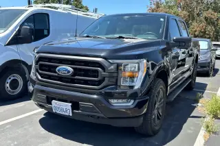 Ford F-150 2022 4x4 XL 4dr SuperCrew 5.5 ft. SB