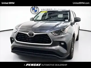Toyota Highlander 2023 XLE 4dr SUV
