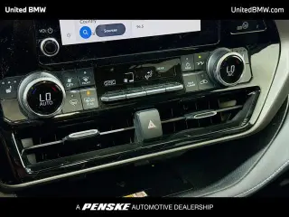 Toyota Highlander 2023 XLE 4dr SUV